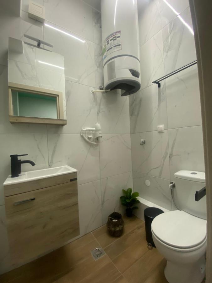 Treasure Box Apartment _Aristotelous Square_ Солун Екстериор снимка